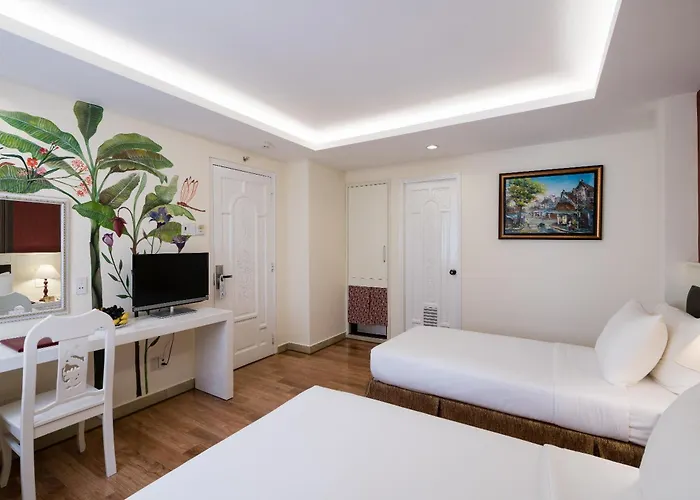 Asian Ruby Center Point Hotel & Spa
